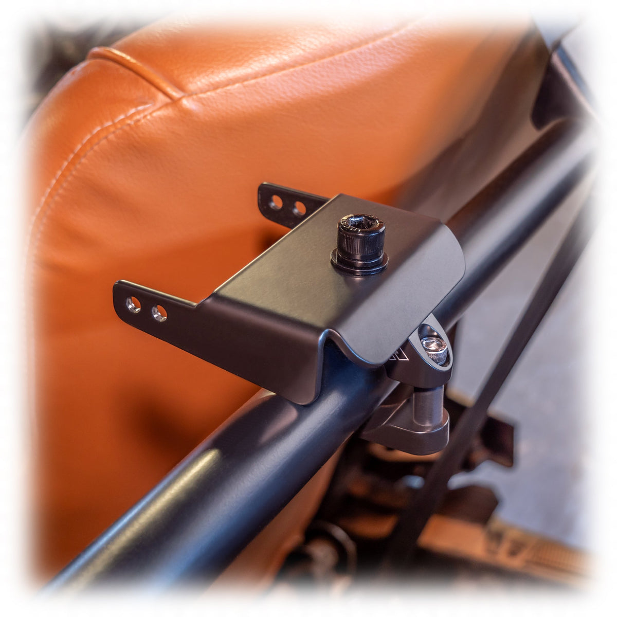 Air Pumper Bracket, Universal
