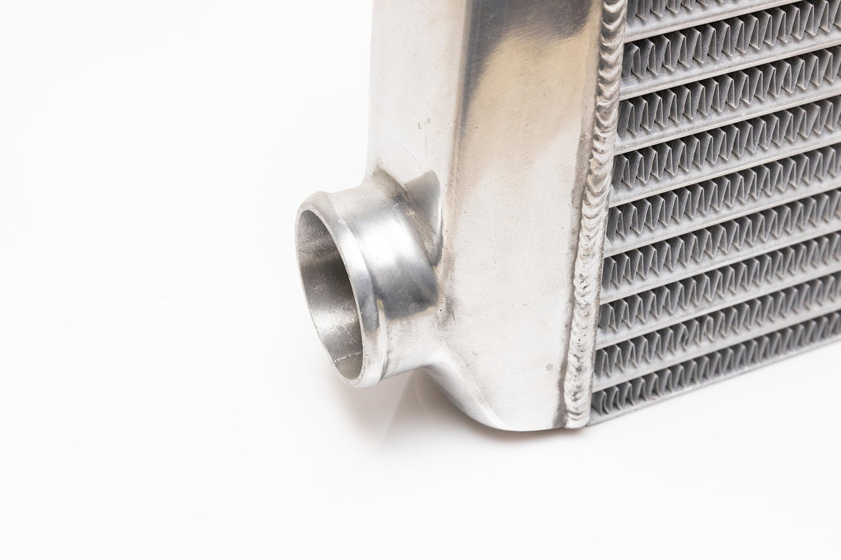 UNIVERSAL INTERCOOLER SPEC TYPE-28, BOTTOM 60mm INLET/OUTLET - (12001415)