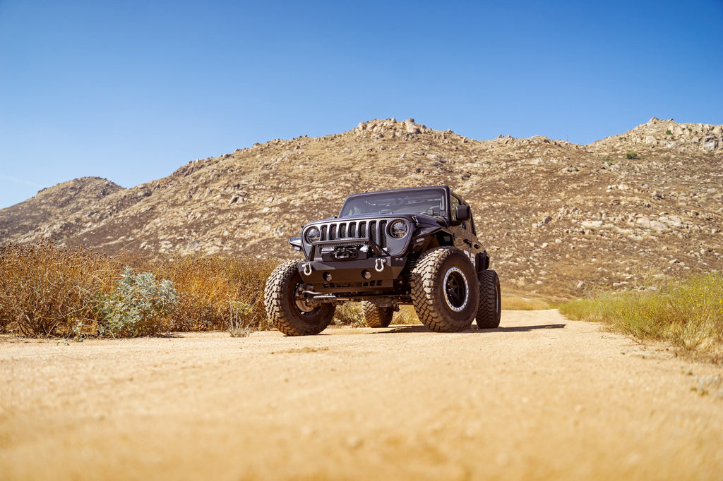 2007-2026 Jeep Wrangler & Gladiator | FS-25 Stubby Front Bumper
