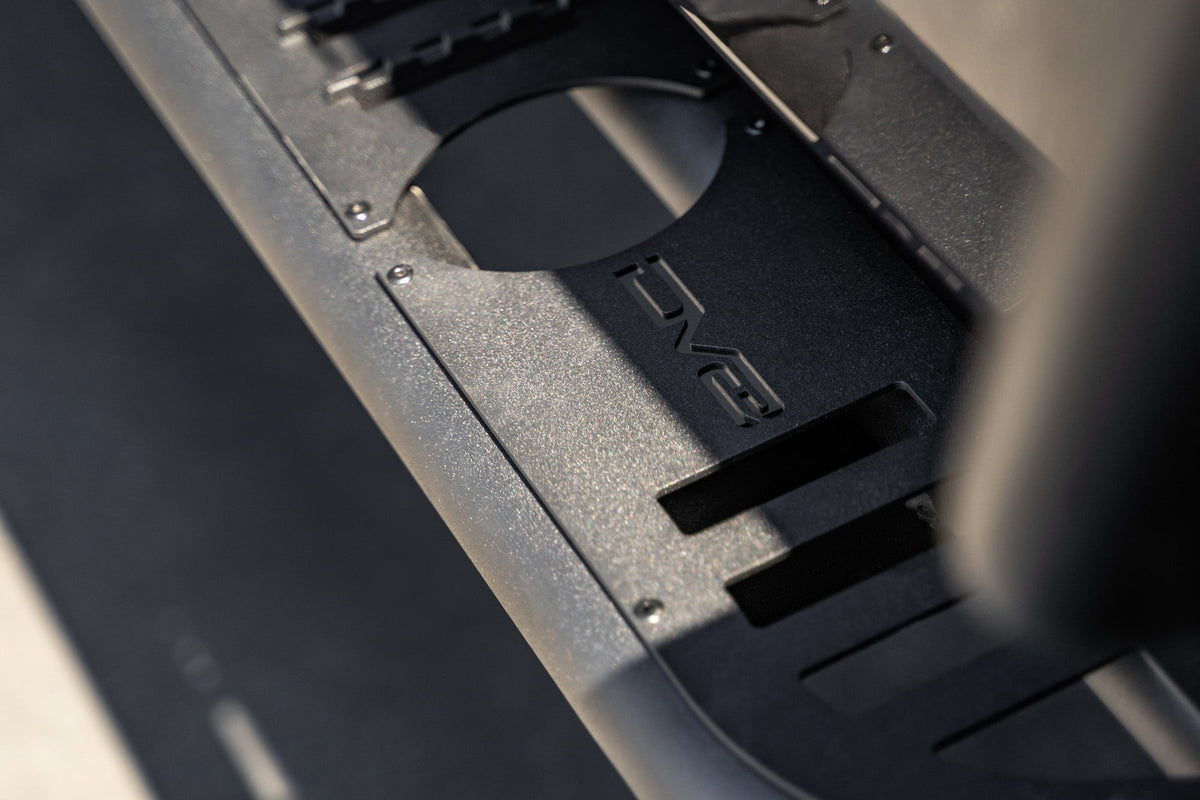 2018-2025 Jeep Wrangler JL | OE Plus 4-Door Side Steps