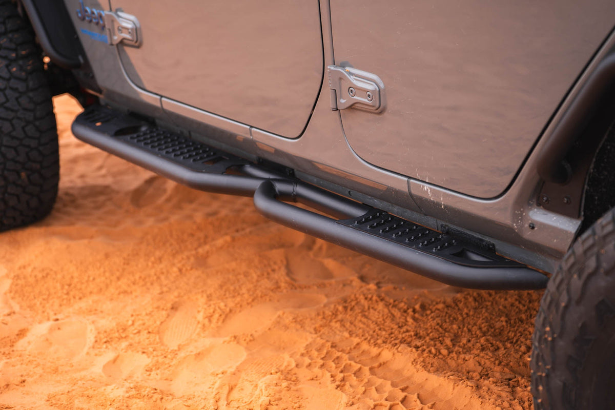 2018-2025 Jeep Wrangler JL | OE Plus 4-Door Side Steps