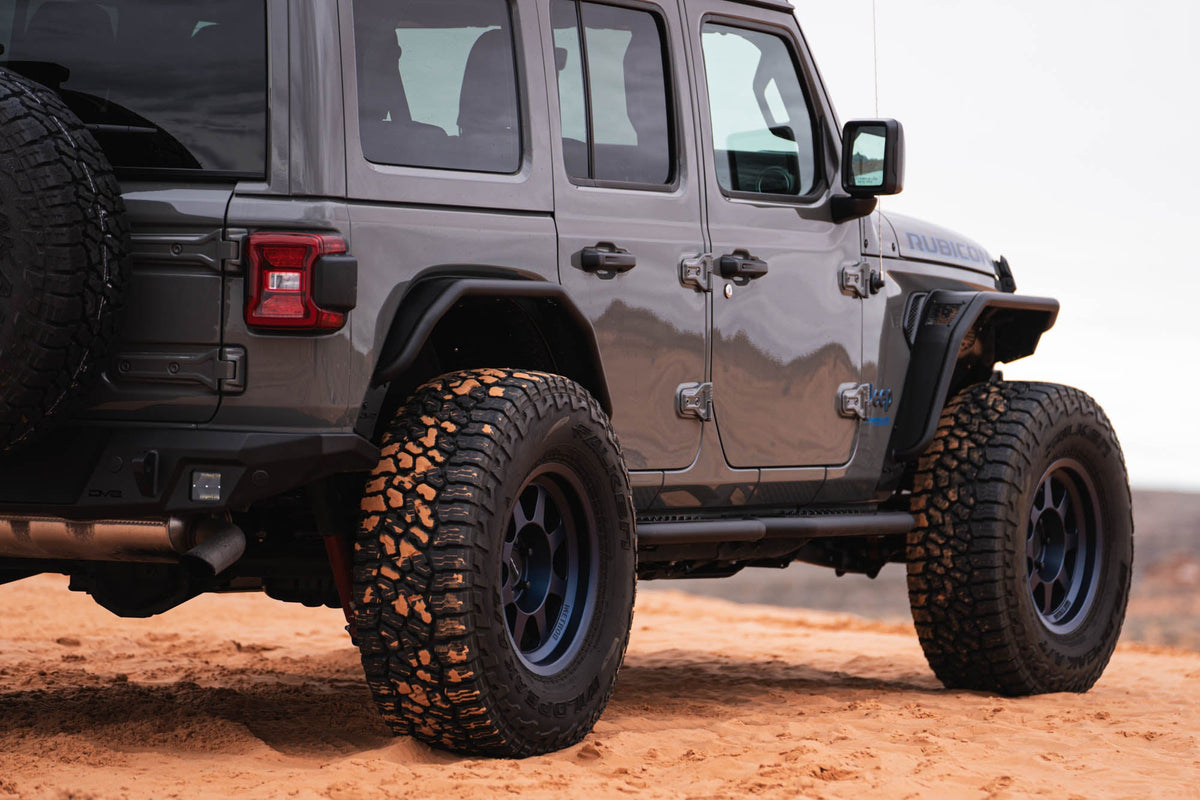 2018-2025 Jeep Wrangler JL | OE Plus 4-Door Side Steps