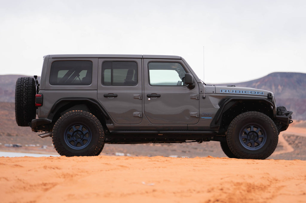 2018-2025 Jeep Wrangler JL | OE Plus 4-Door Side Steps