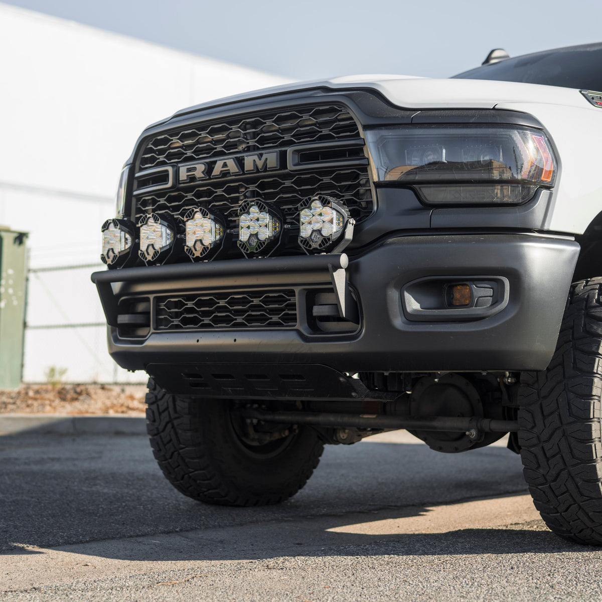 2019-Current Ram 2500/3500 Nerf Style Light Bar Mount