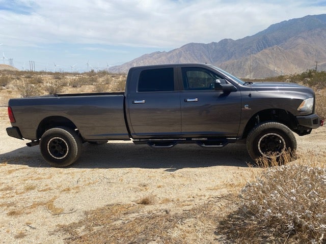 2009-2018 DODGE RAM 1500 CREW CAB/2018-2024 DODGE RAM 1500 CREW CAB (CLASSIC BODY STYLE)  2010-2026 RAM 2500/3500/4500/5500 CREW CAB AMBUSH SIDE STEPS
