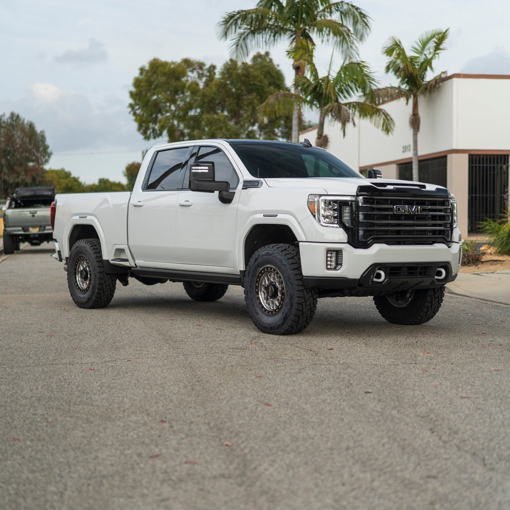 Cognito 3-Inch Elite Leveling Kit with Elka 2.5 Reservoir shocks for 20-25 Silverado/Sierra 2500-3500 2WD-4WD Trucks