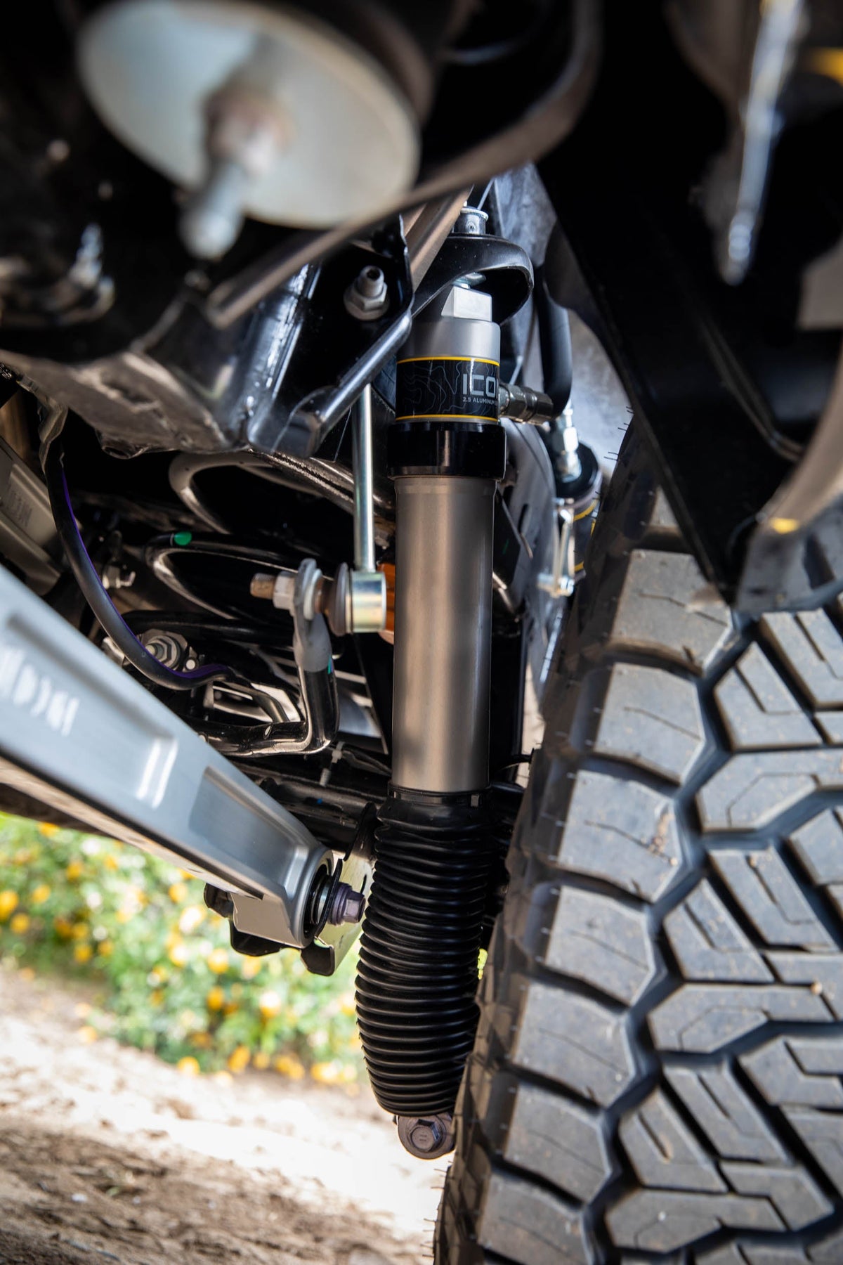 ICON 2024-2025 Toyota Tacoma, 0-1” Lift, Rear, V.S. 2.5 Aluminum Series Shock Absorbers, Remote Reservoir, Pair