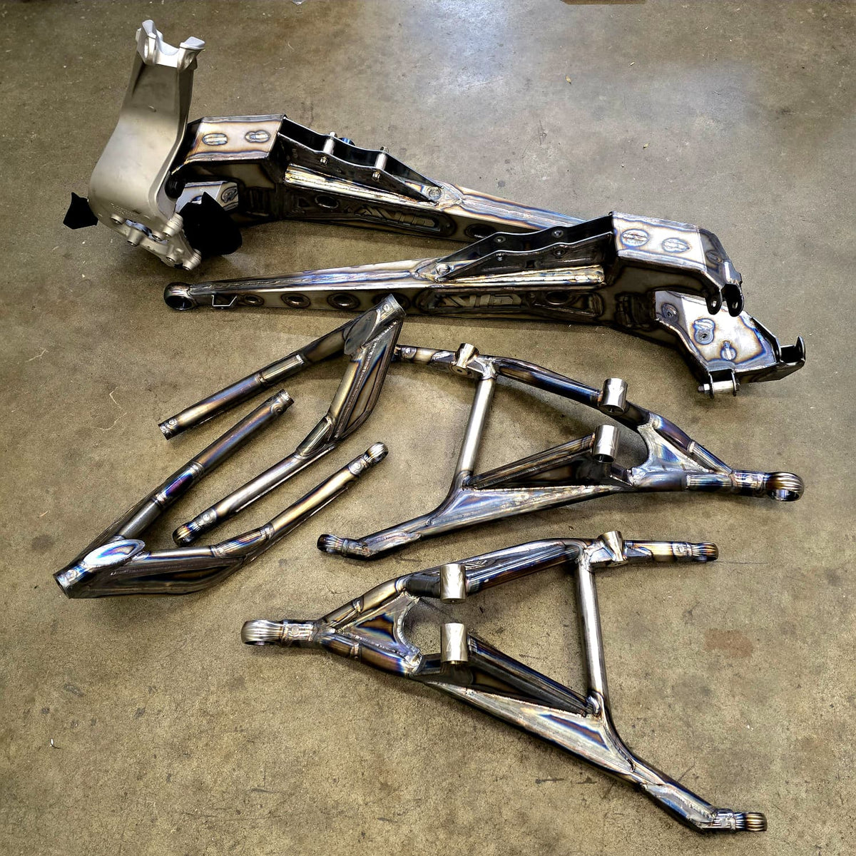 Can-Am Maverick R MAX Dual Shock Conversion Rear Baja Race Trailing Arm | AVID Racing