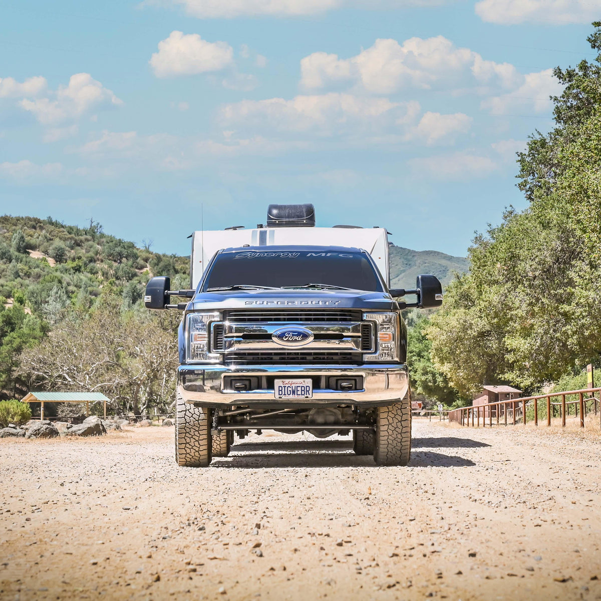 Synergy 2005+ Ford Super Duty F-250 / F-350 and F450/F550/F600  4x4 Leveling System