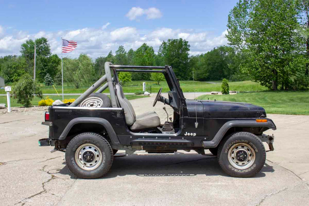 Fishbone Offroad Rock Slider with Tube Step for 1987-1995 Jeep Wrangler FB23115