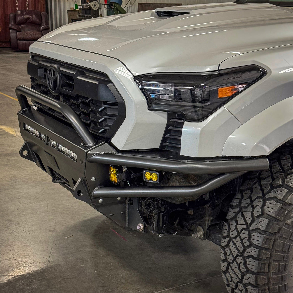 Tacoma Hybrid Front Bumper / 4th Gen / 2024-2026