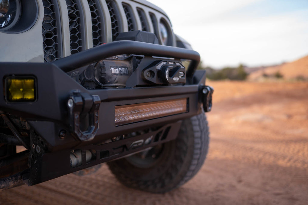 2007-2026 Jeep Wrangler JK/JL & Gladiator JT | FS-7 Mid-Width Winch Front Bumper
