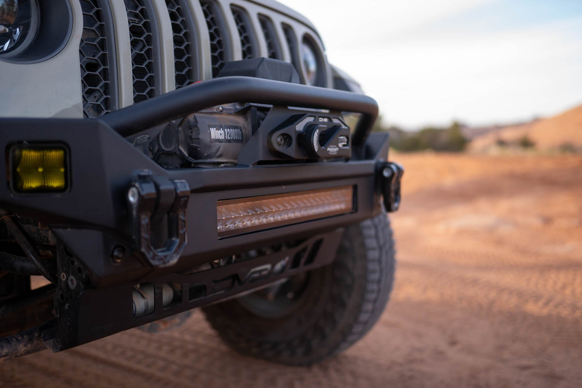 2007-2026 Jeep Wrangler JK/JL & Gladiator JT | FS-7 Mid-Width Winch Front Bumper