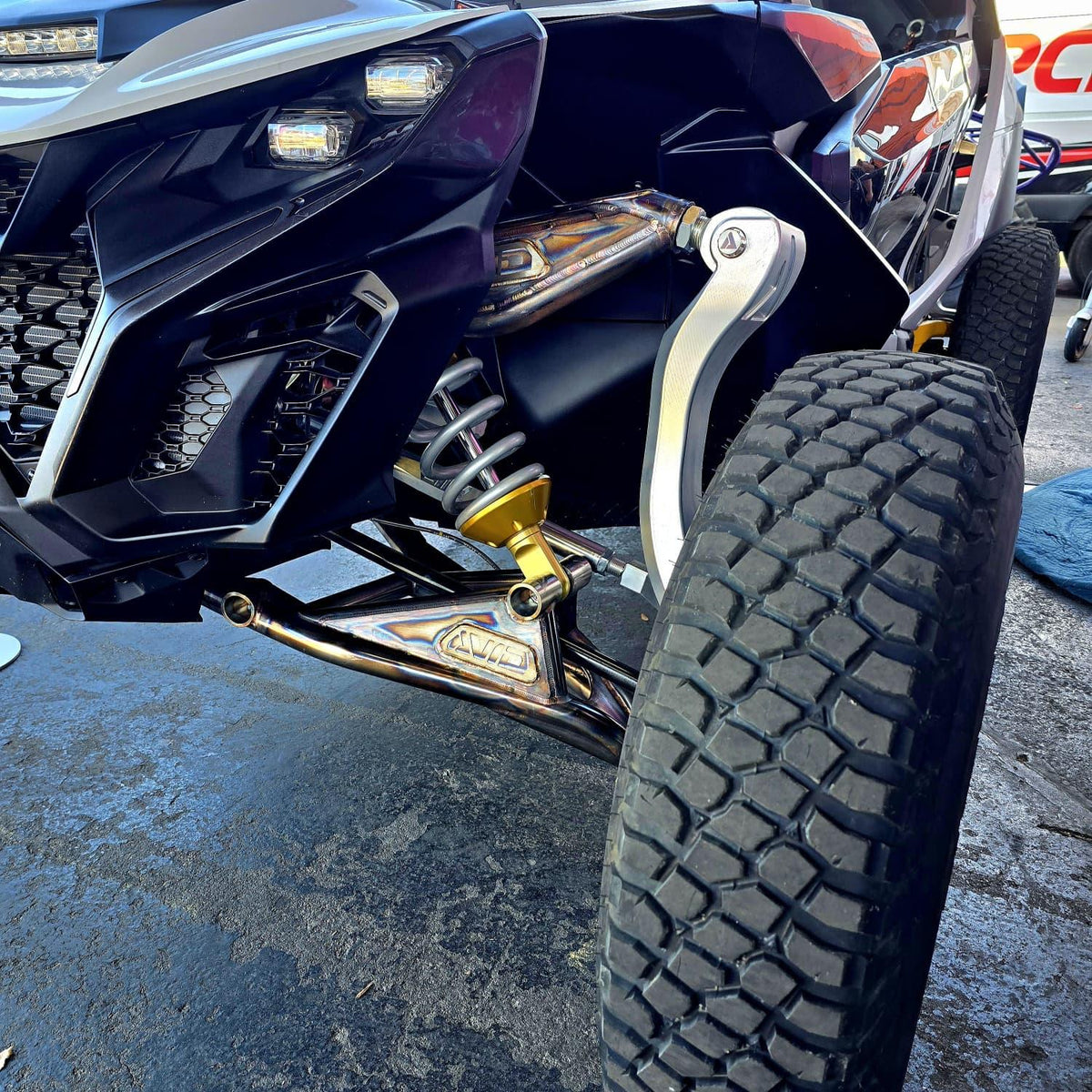 Can-Am Maverick R Baja Race Front Control Arm Kit | AVID Racing