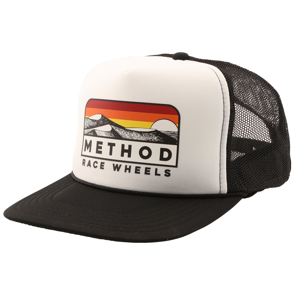 Method Duner Trucker Hat - Markdown | Snapback | White - Black