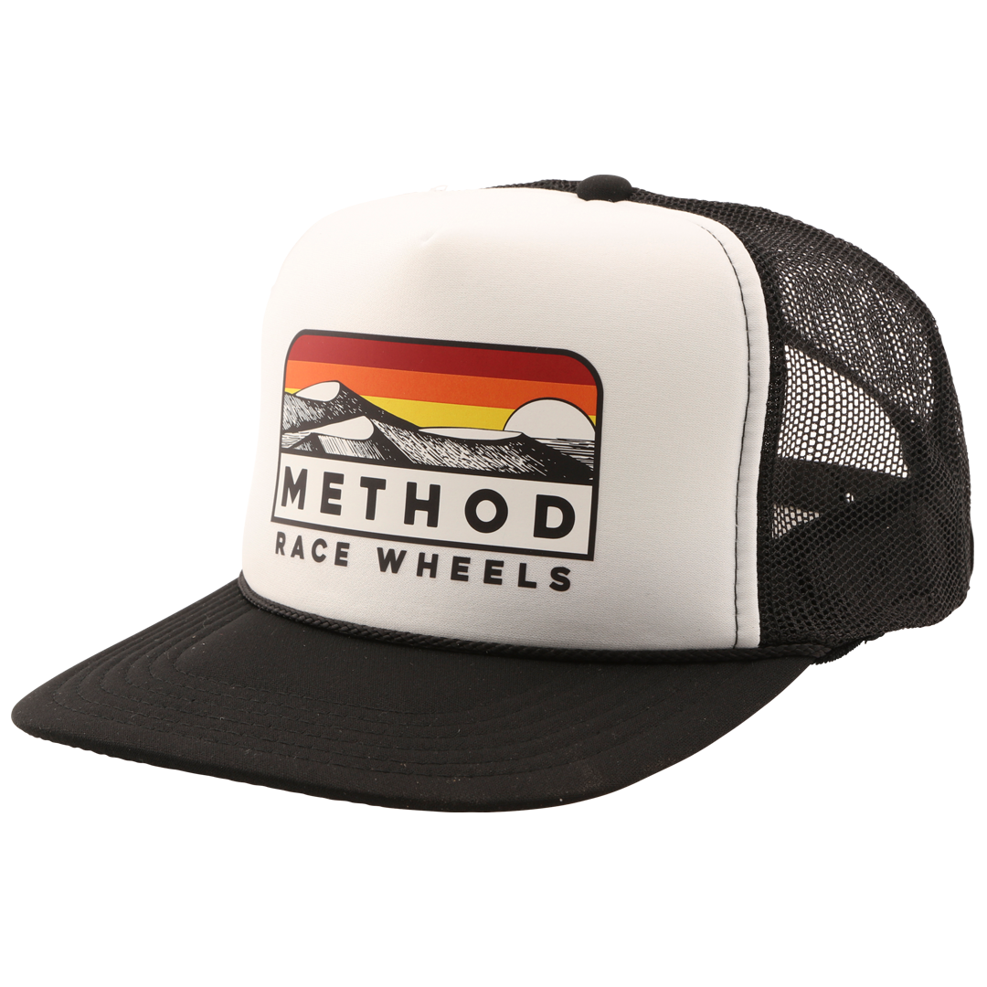 Method Duner Trucker Hat - Markdown | Snapback | White - Black