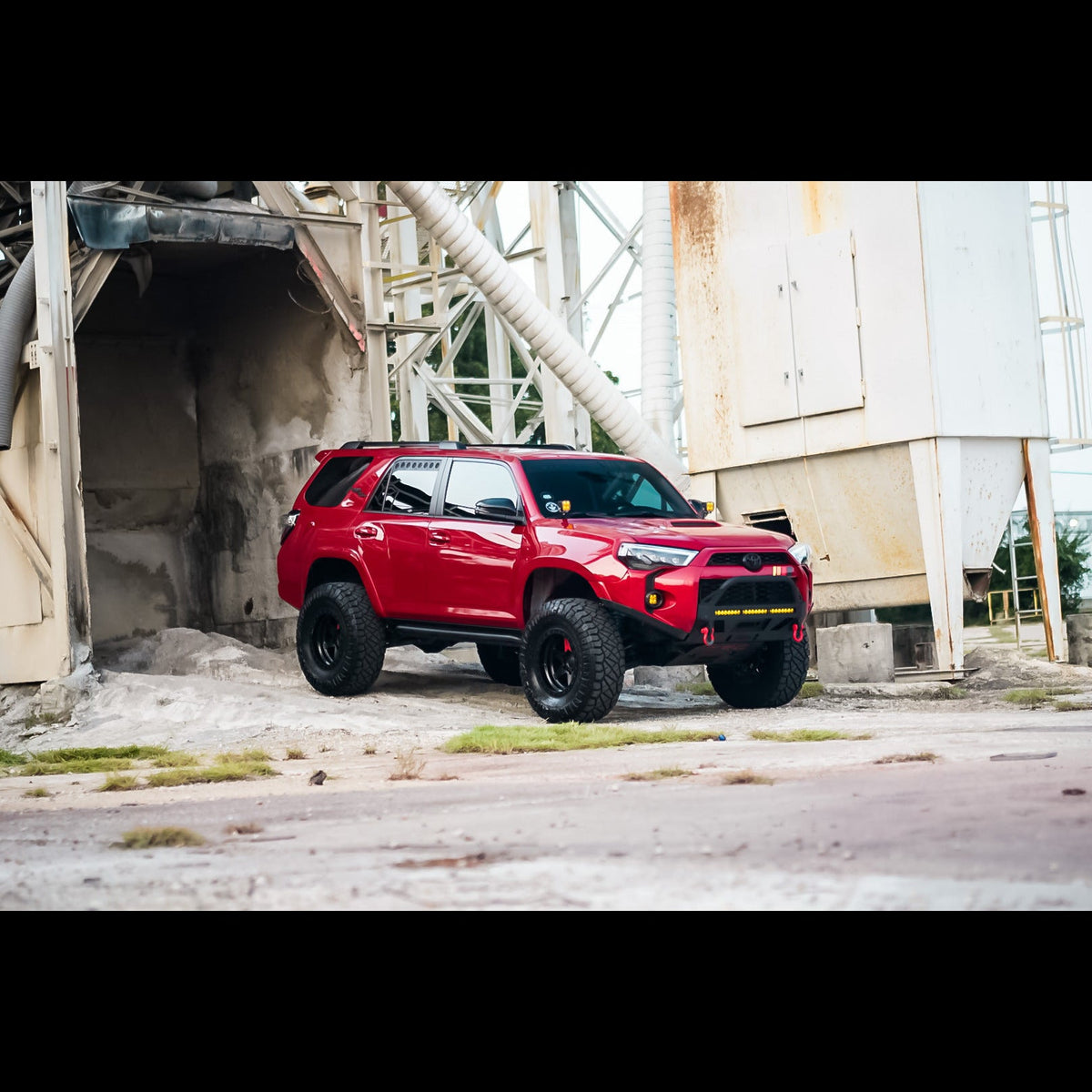 4Runner Lo-Pro Winch Bumper / 5th Gen / 2014-2024