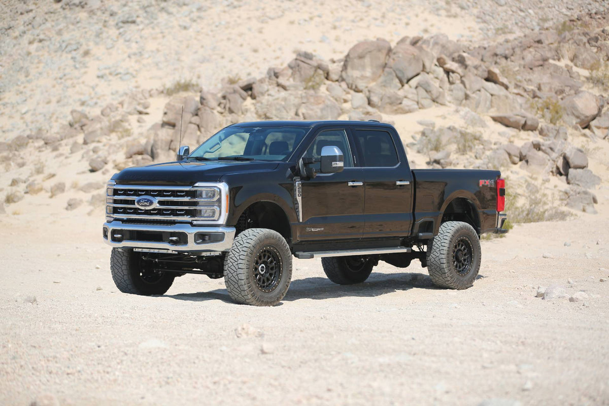 6″ FTS-X Radius Arm System w/ Front Dirt Logic 4.0 Resi Coilovers &amp; Rear DIrt Logic 2.25 Shocks – K2436DL