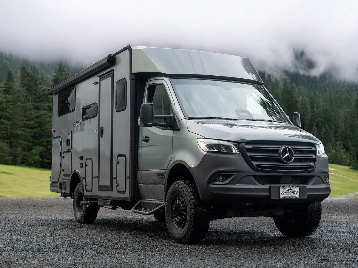 Winnebago Ekko Sprinter Side Steps