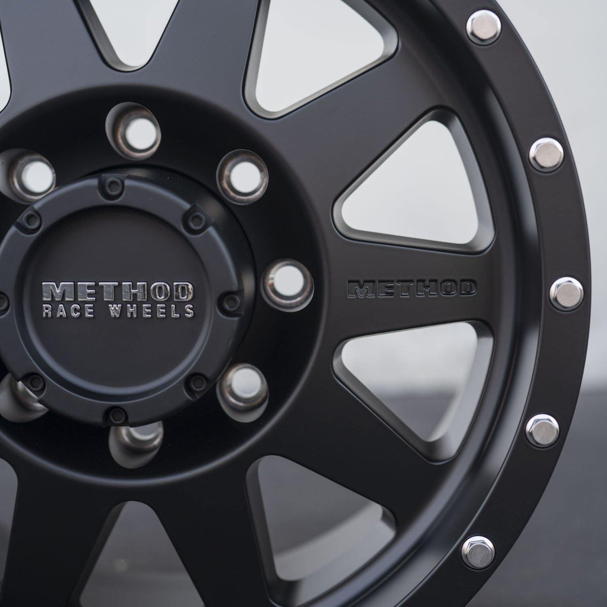 CJC Edition Method 17" Standard For Ram Trucks (Black)