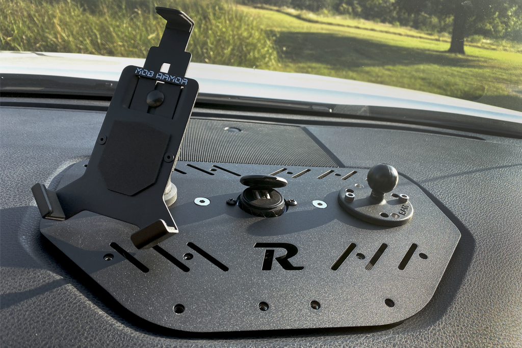 2014-2021 2nd Gen Toyota Tundra - Modular Dash Digital Device Mount