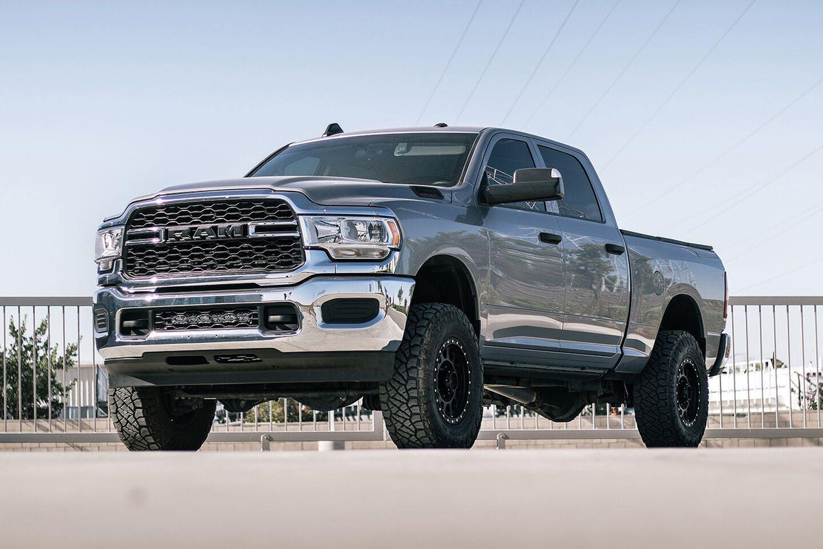 Cognito 3-Inch Performance Leveling Kit With Fox PS 2.0 IFP Shocks For 13-24 Dodge RAM 3500 4WD DIESEL ONLY