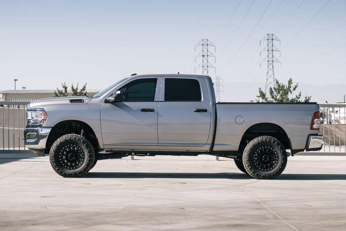 Cognito 3-Inch Performance Leveling Kit With Fox PS 2.0 IFP Shocks for 14-24 Dodge  RAM 2500 4WD DIESEL ONLY
