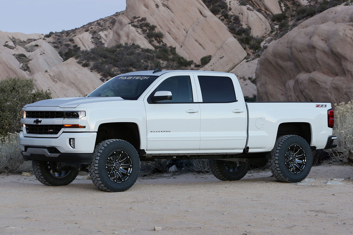 6″ PERFORMANCE SYSTEM GEN II W/ FRONT DIRT LOGIC 2.5 COILOVERS & REAR DIRT LOGIC SHOCKS – K1083DL