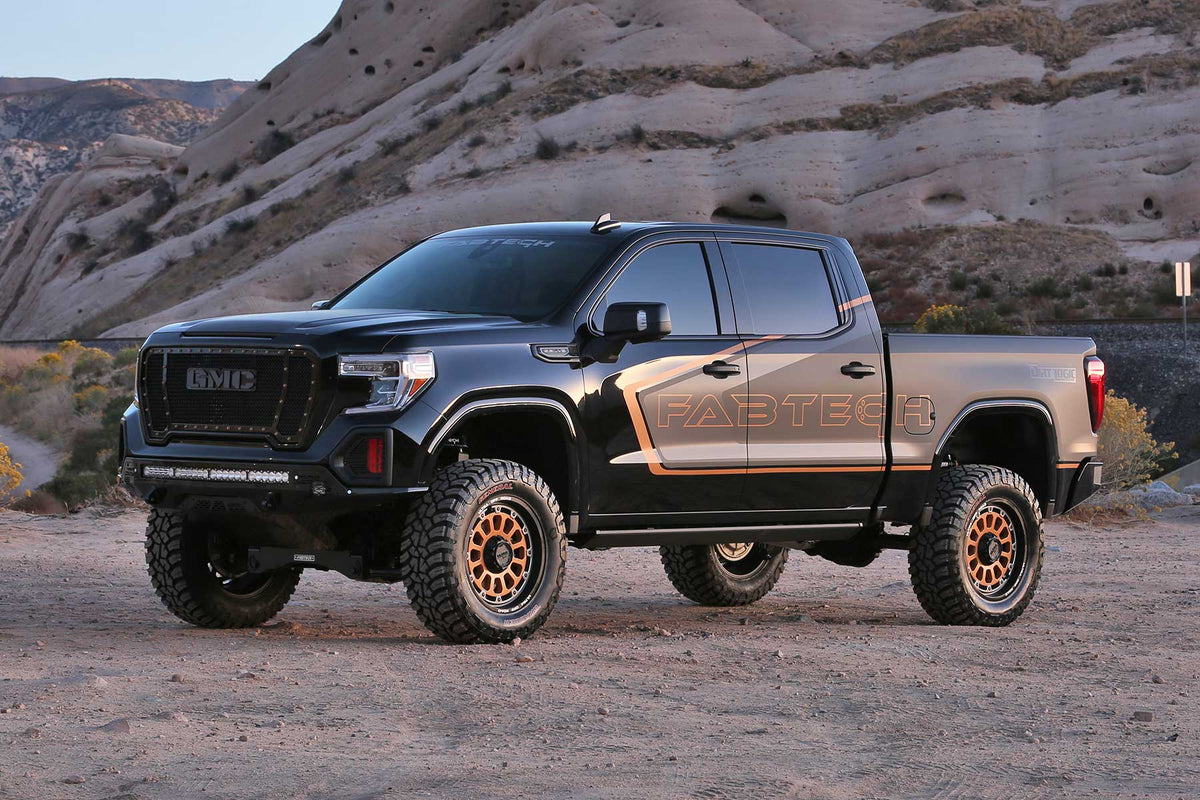 6″ PERFORMANCE SYSTEM W/ FRONT DIRT LOGIC 2.5 RESI COILOVERS &amp; REAR DIRT LOGIC 2.25 SHOCKS – K1218DL