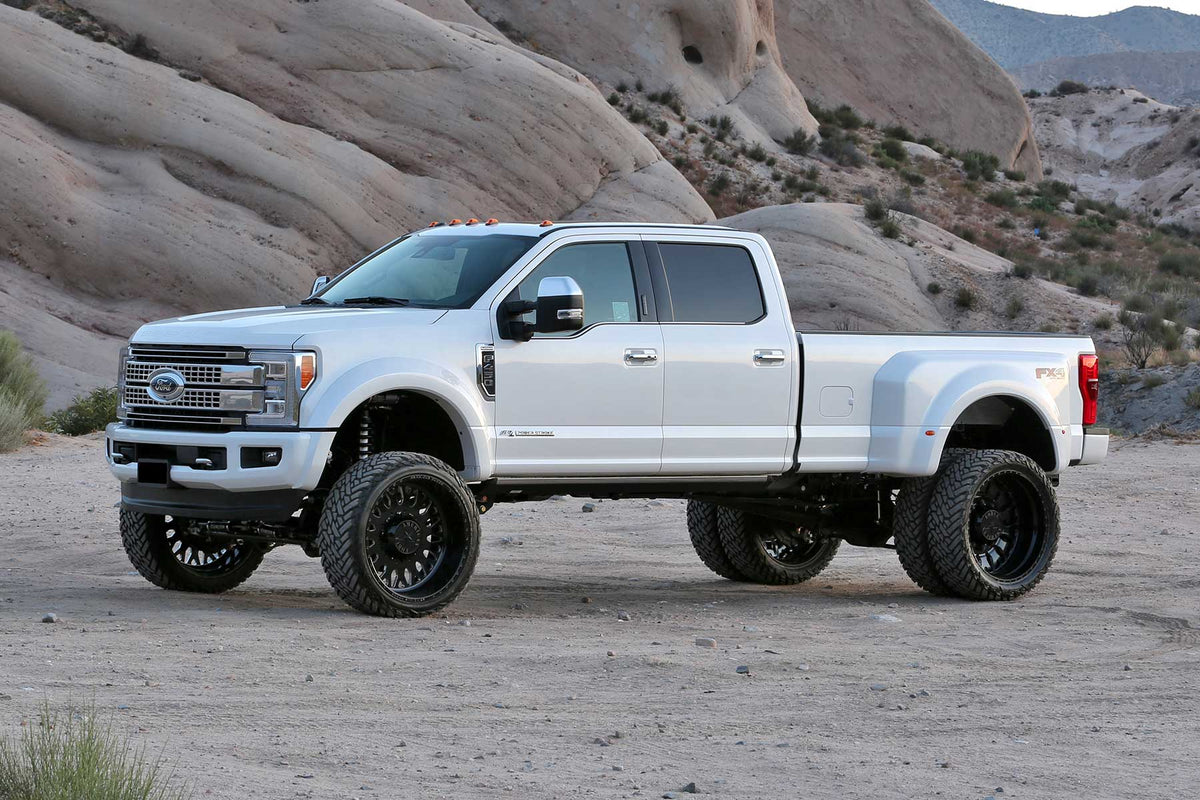 6″ 4 Link Lift Kit w/ Front Dirt Logic 4.0 Resi Coilovers & Rear Dirt Logic 2.25 Shocks – K2338DL