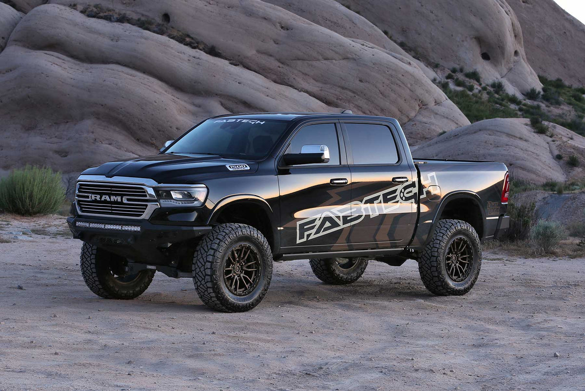 6″ Performance System w/ Front Dirt Logic 2.5 Resi Coilovers &amp; Rear Dirt Logic 2.25 Shocks – K3088DL