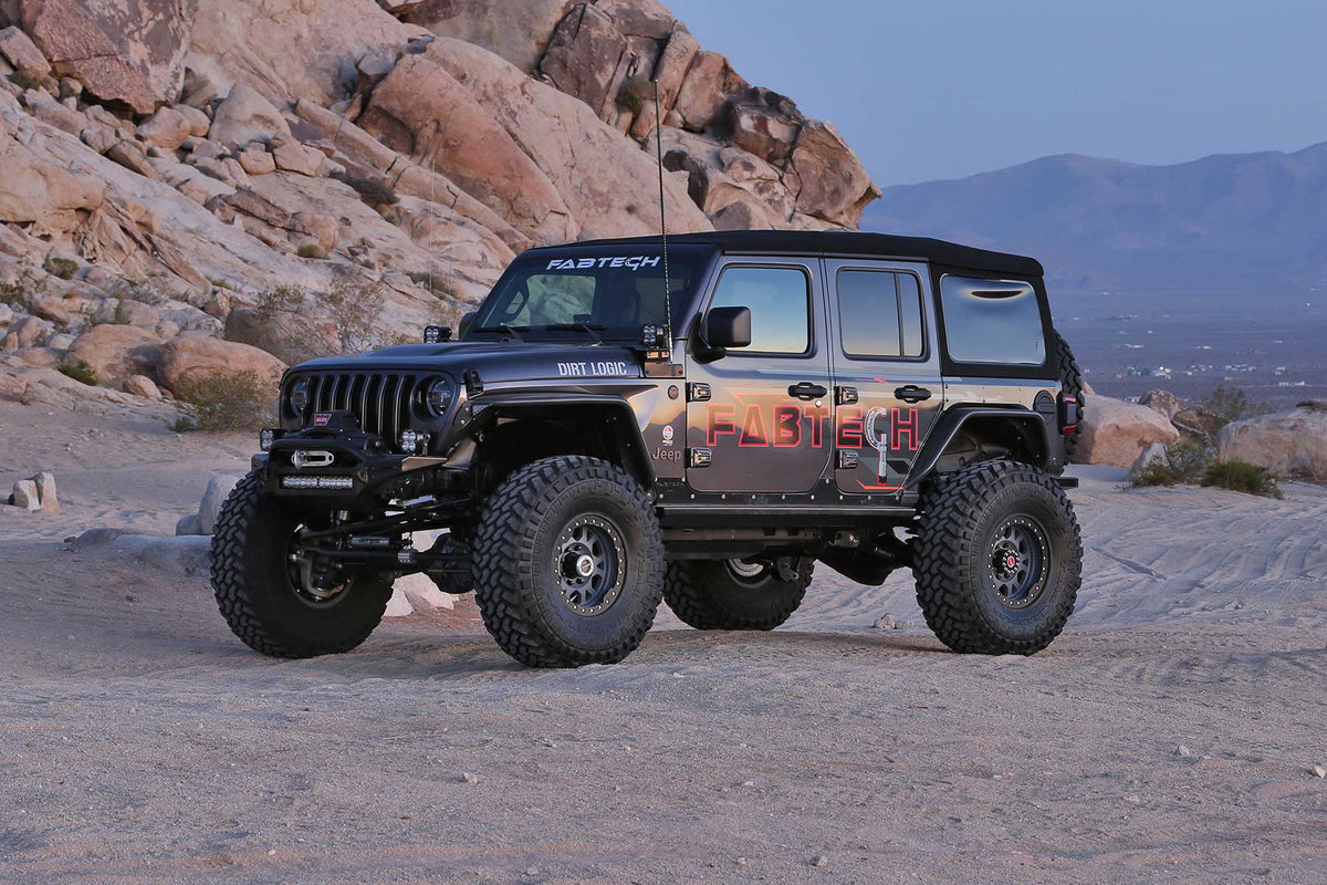5″ Crawler&reg; System w/ Front Dirt Logic 2.5 Resi Coilovers & Rear Dirt Logic 2.25 Shocks – K4148DL