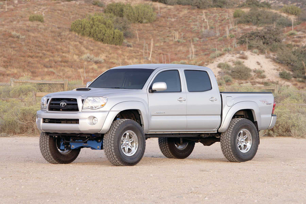 6″ Performance System w/ Front Dirt Logic 2.5 Coilovers &amp; Rear Dirt Logic Shocks – K7020DL