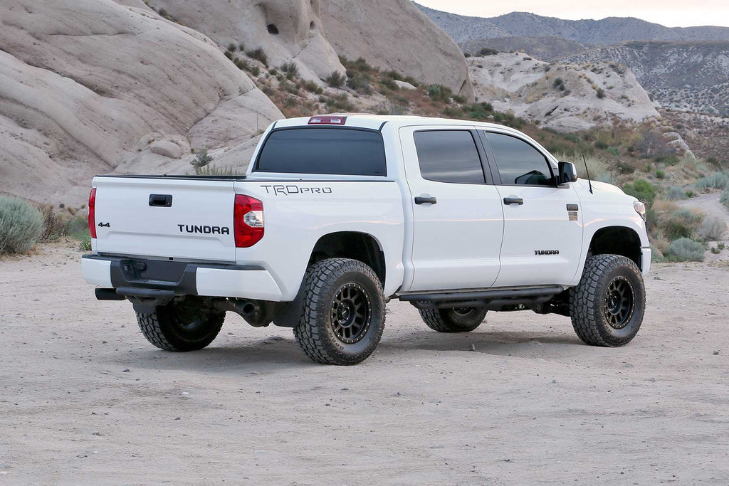 4″ Performance Lift Kit w/ Front Dirt Logic 2.5 Resi Coilovers & Rear Dirt Logic 2.25 Shocks – K7078DL