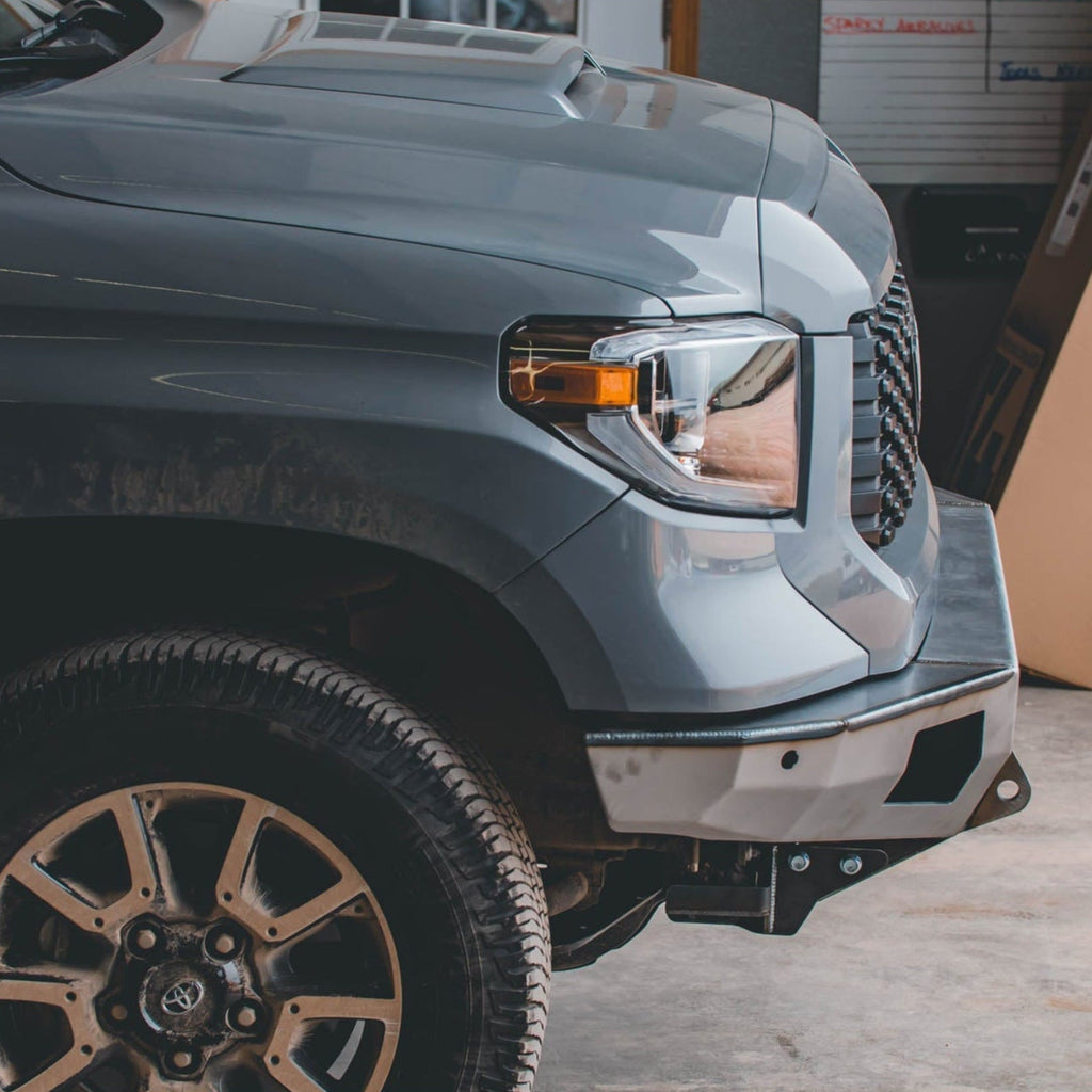 Tundra Overland Series Front Bumper / 2nd Gen / 2014-2021