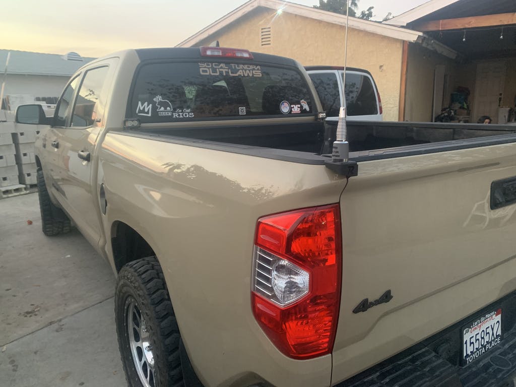 2014-2021 2nd Gen Toyota Tundra CB Antenna Mount